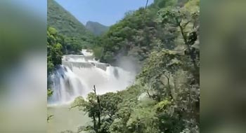 Cayó de tirolesa en Micos y murió