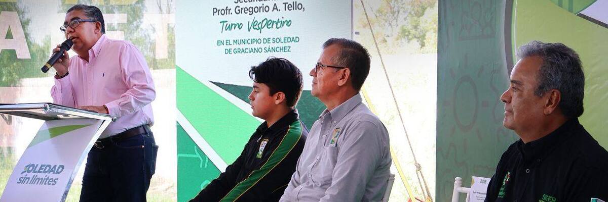 Impulsa Gobierno más educación en Soledad