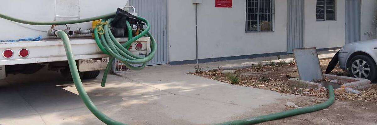 Soledad suministra agua gratis a colonias y escuelas