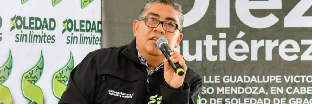 Ajusta Navarro Gabinete