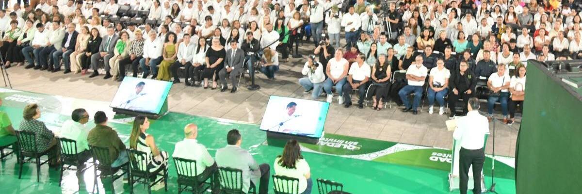 Aplauden trabajadores nueva UAM de Soledad