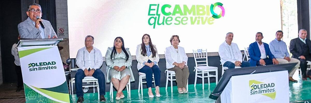 Reconoce Navarro a docentes soledenses