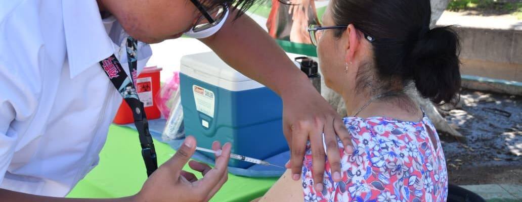 Soledad acerca vacunas gratuitas a más familias